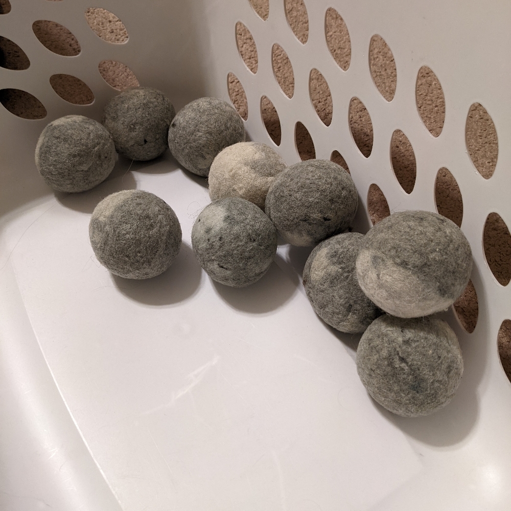 Used wool dryer balls
